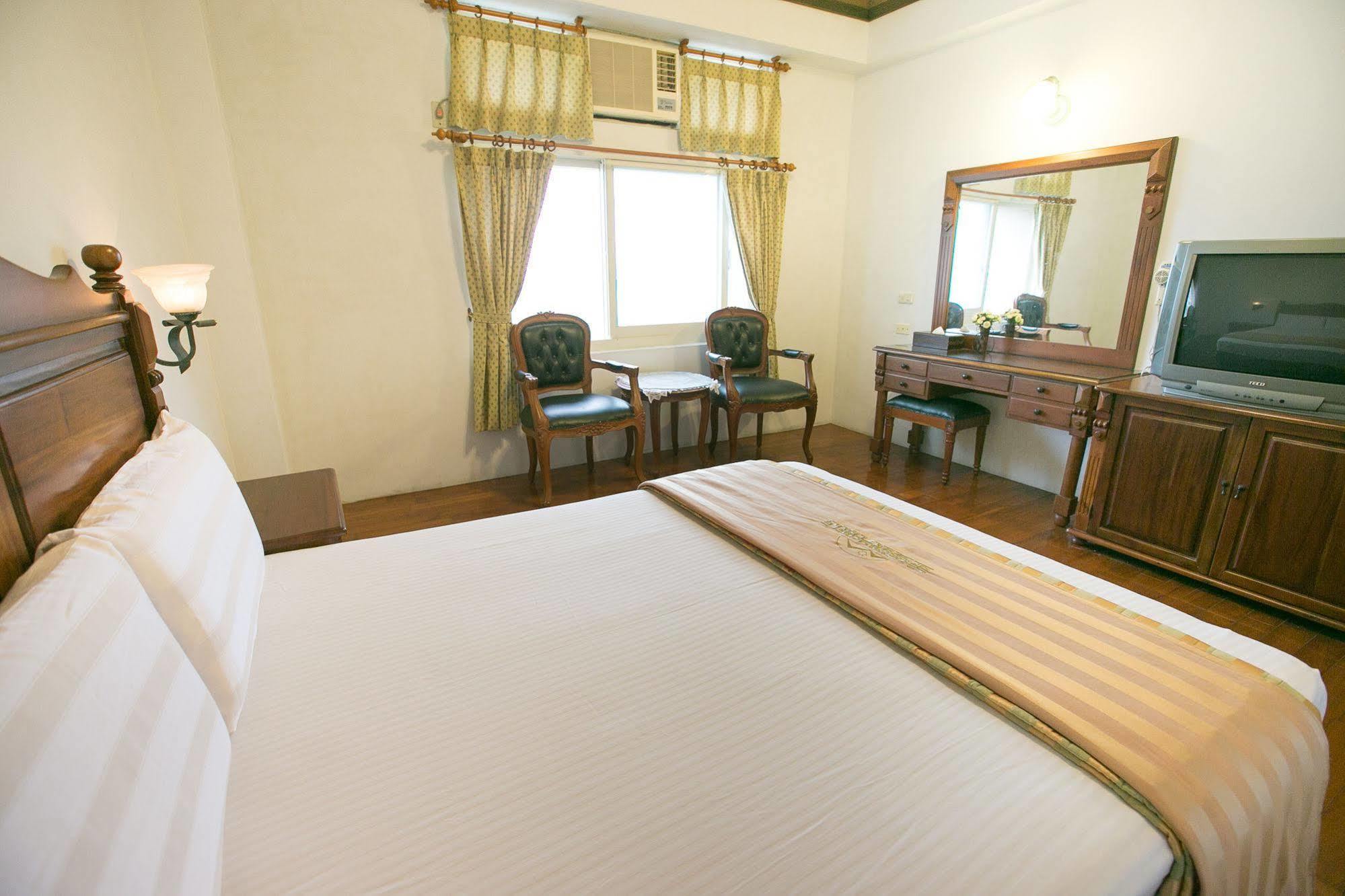 לודונג Jing Ai Hotel מראה חיצוני תמונה