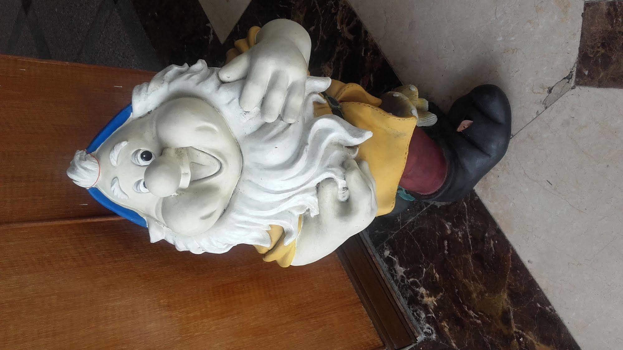 לודונג Jing Ai Hotel מראה חיצוני תמונה